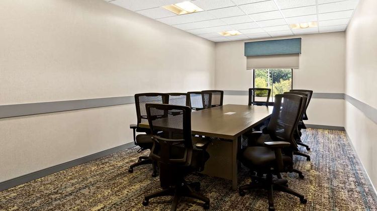 Hampton Inn & Suites Canton Meeting
