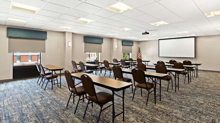 Hampton Inn & Suites Canton Meeting