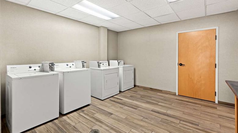 <b>Hampton Inn & Suites Canton Other</b>. Images powered by <a href="https://iceportal.shijigroup.com/" title="IcePortal" target="_blank">IcePortal</a>.