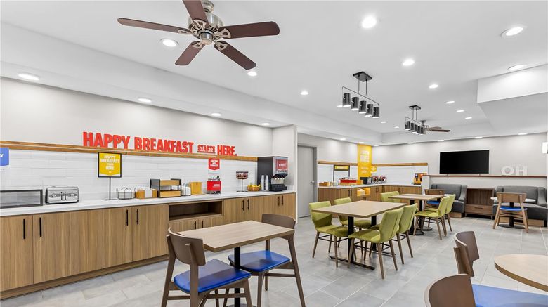 <b>Hampton Inn Akron-Fairlawn Restaurant</b>. Images powered by <a href="https://iceportal.shijigroup.com/" title="IcePortal" target="_blank">IcePortal</a>.