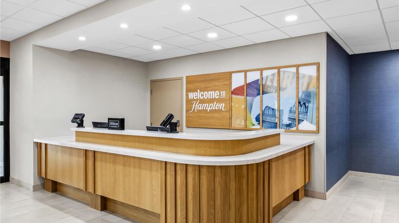 <b>Hampton Inn Carrollton Lobby</b>. Images powered by <a href="https://iceportal.shijigroup.com/" title="IcePortal" target="_blank">IcePortal</a>.