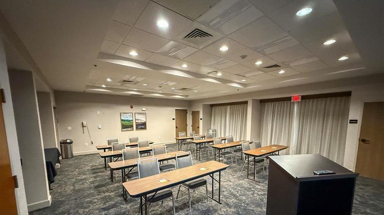 Hampton Inn & Suites Cashiers/Sapphire Meeting