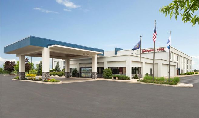 Hampton Inn Chambersburg Exterior