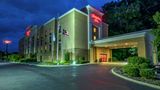 <b>Hampton Inn Cambridge Exterior</b>. Images powered by <a href="https://iceportal.shijigroup.com/" title="IcePortal" target="_blank">IcePortal</a>.