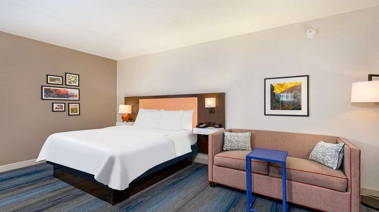 Hampton Inn Corbin Room
