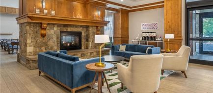Hampton Inn & Suites Coeur d' Alene Lobby