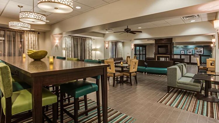 Hampton Inn Clearfield Lobby