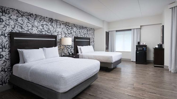 Hampton Inn & Suites Dtwn Chattanooga Room