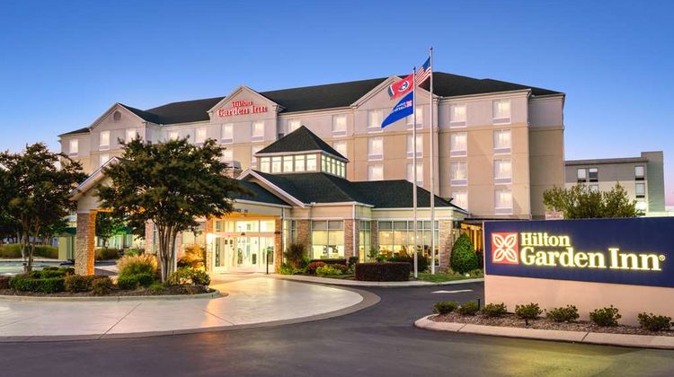 Hilton Garden Inn Chattanooga Exterior