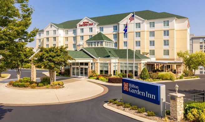 Hilton Garden Inn Chattanooga Exterior