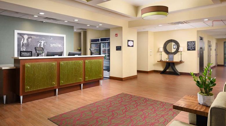 <b>Hampton Inn Kimball Lobby</b>. Images powered by <a href="https://iceportal.shijigroup.com/" title="IcePortal" target="_blank">IcePortal</a>.