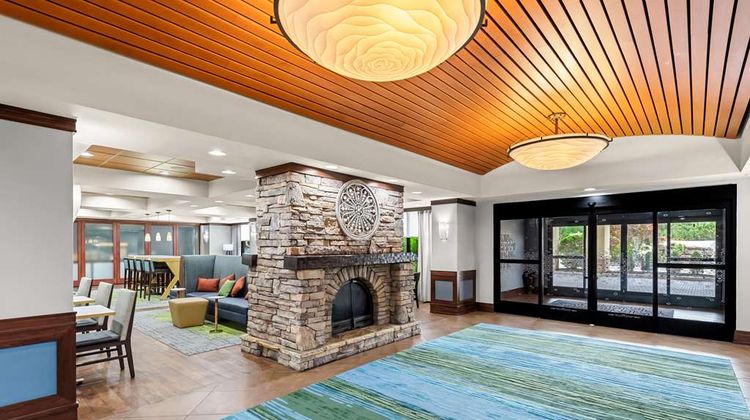 Hampton Inn Chattanooga-North Lobby
