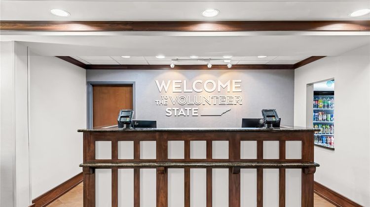 Hampton Inn Chattanooga-North Lobby