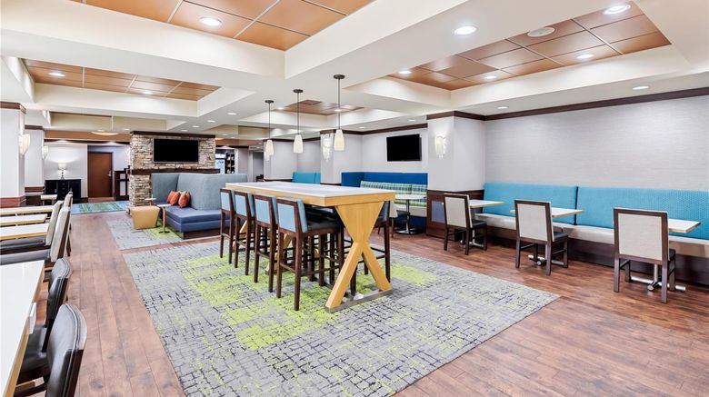 <b>Hampton Inn Chattanooga-North Restaurant</b>. Images powered by <a href="https://iceportal.shijigroup.com/" title="IcePortal" target="_blank">IcePortal</a>.