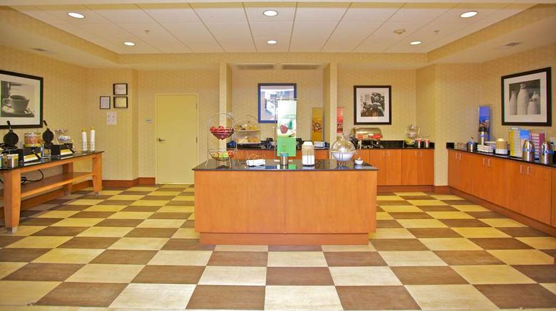 <b>Hampton Inn Ringgold-Ft. Oglethorpe Restaurant</b>. Images powered by <a href="https://iceportal.shijigroup.com/" title="IcePortal" target="_blank">IcePortal</a>.