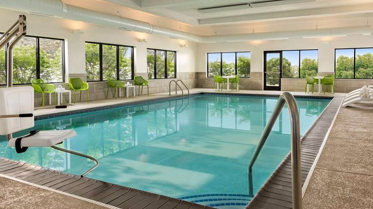 Hampton Inn Chicago-O'Hare Intl Airport Pool