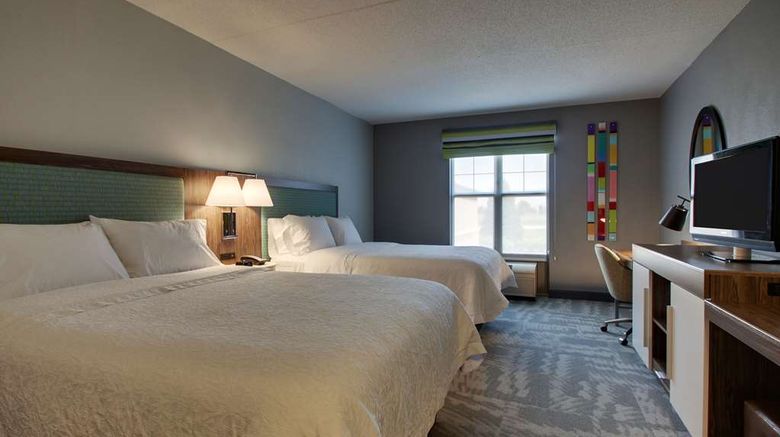 <b>Hampton Inn & Suites Aurora Room</b>. Images powered by <a href="https://iceportal.shijigroup.com/" title="IcePortal" target="_blank">IcePortal</a>.