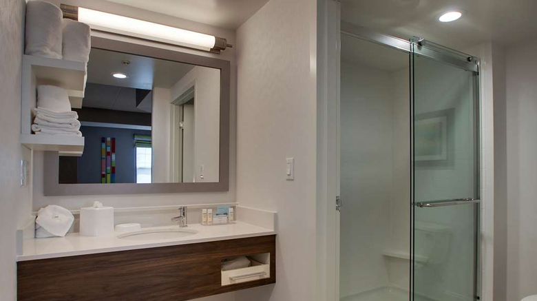 <b>Hampton Inn & Suites Aurora Room</b>. Images powered by <a href="https://iceportal.shijigroup.com/" title="IcePortal" target="_blank">IcePortal</a>.