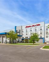 Hampton Inn & Suites Bolingbrook