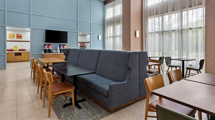 Hampton Inn & Suites Bolingbrook Restaurant