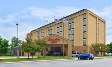 Hampton Inn Chicago-Carol Stream
