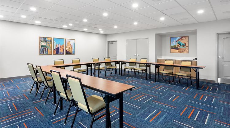Hampton Inn & Stes Deer Park Meeting