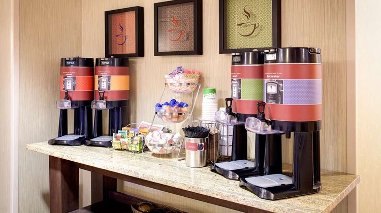 Hampton Inn & Suites St Charles Health
