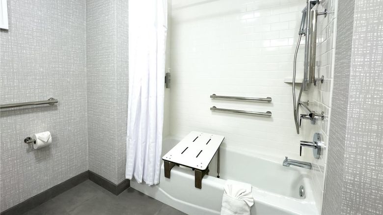 <b>Hampton Inn & Suites St Charles Room</b>. Images powered by <a href="https://iceportal.shijigroup.com/" title="IcePortal" target="_blank">IcePortal</a>.