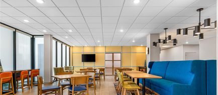 Hampton Inn Chicago/Gurnee Lobby
