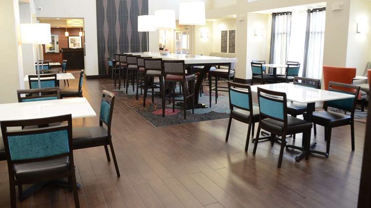 Hampton Inn & Suites Chicago Southland Restaurant