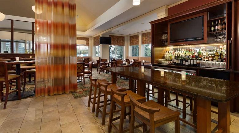 <b>Hilton Garden Inn Oakbrook Terrace Restaurant</b>. Images powered by <a href="https://iceportal.shijigroup.com/" title="IcePortal" target="_blank">IcePortal</a>.