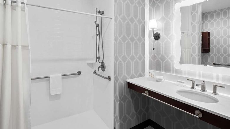 <b>Homewood Suites Orland Park Room</b>. Images powered by <a href="https://iceportal.shijigroup.com/" title="IcePortal" target="_blank">IcePortal</a>.