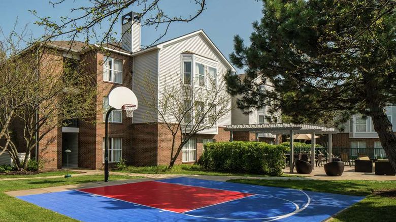 <b>Homewood Suites Chicago Recreation</b>. Images powered by <a href="https://iceportal.shijigroup.com/" title="IcePortal" target="_blank">IcePortal</a>.