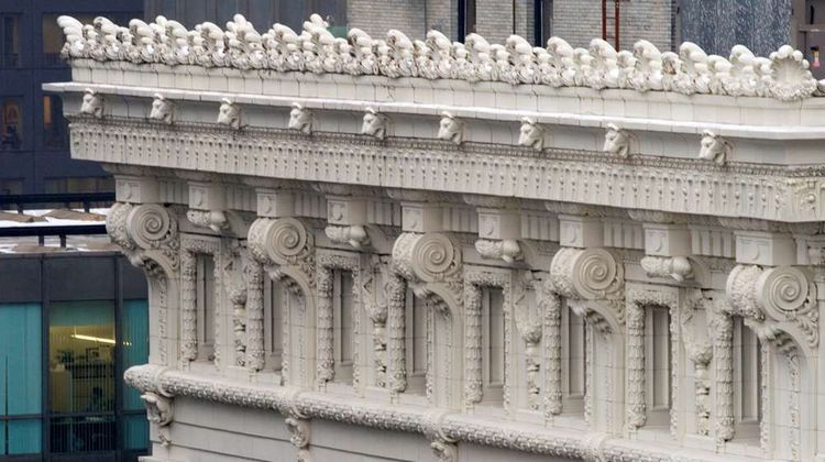 Hampton Inn Majestic Theatre District Exterior