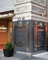 Hampton Inn Majestic Theatre District