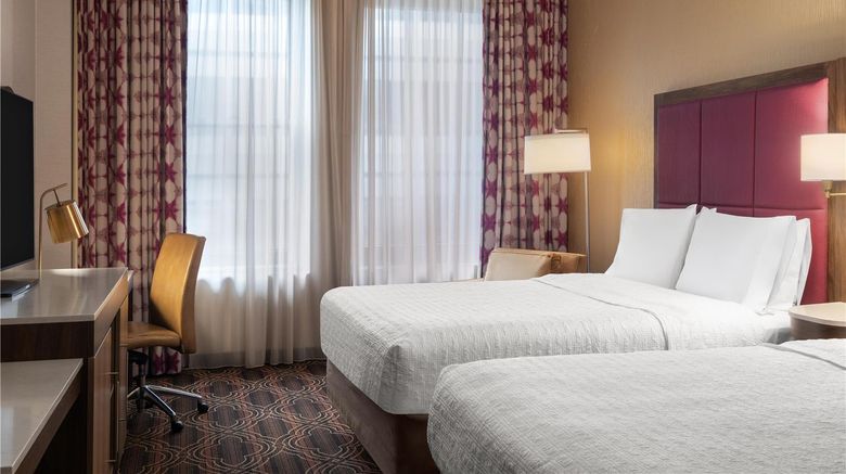 <b>Hampton Inn Majestic Theatre District Room</b>. Images powered by <a href="https://iceportal.shijigroup.com/" title="IcePortal" target="_blank">IcePortal</a>.