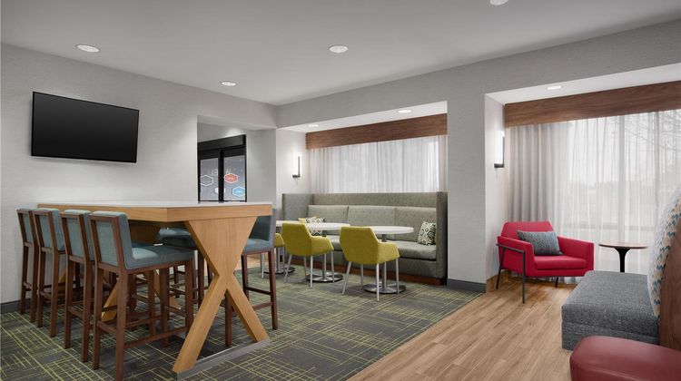 Hampton Inn Yorkville Lobby