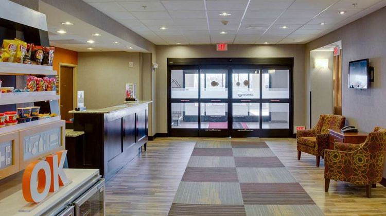 Hampton Inn Chickasha Lobby