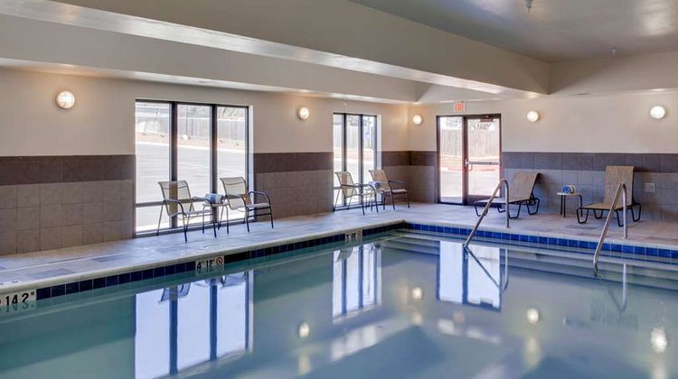 Hampton Inn Chickasha Pool