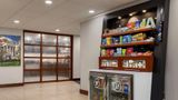 <b>Hampton Inn Charlottesville Restaurant</b>. Images powered by <a href="https://iceportal.shijigroup.com/" title="IcePortal" target="_blank">IcePortal</a>.