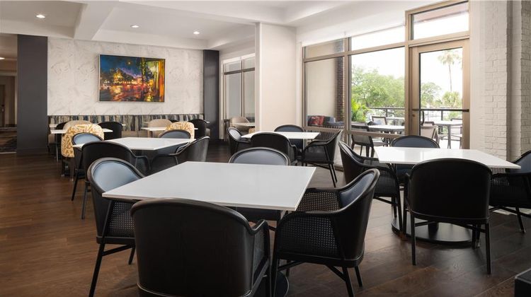 Hilton Garden Inn Charleston Waterfront Restaurant