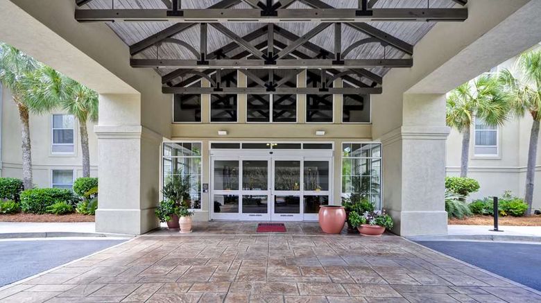 <b>Hampton Inn & Suites Isle Of Palms Exterior</b>. Images powered by <a href="https://iceportal.shijigroup.com/" title="IcePortal" target="_blank">IcePortal</a>.