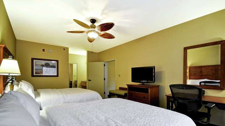 <b>Hampton Inn & Suites Isle Of Palms Room</b>. Images powered by <a href="https://iceportal.shijigroup.com/" title="IcePortal" target="_blank">IcePortal</a>.