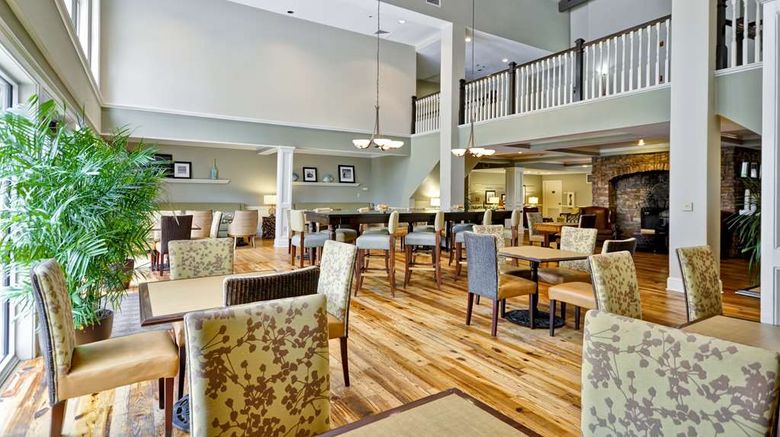 <b>Hampton Inn & Suites Isle Of Palms Restaurant</b>. Images powered by <a href="https://iceportal.shijigroup.com/" title="IcePortal" target="_blank">IcePortal</a>.