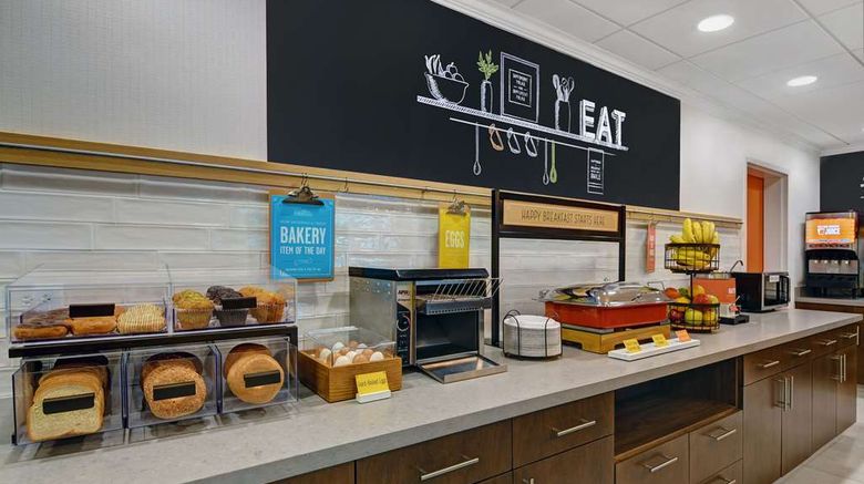 <b>Hampton Inn Mt Pleasant-Patriots Point Restaurant</b>. Images powered by <a href="https://iceportal.shijigroup.com/" title="IcePortal" target="_blank">IcePortal</a>.