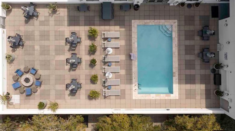 <b>Hilton Garden Inn Charleston/Mt Pleasant Pool</b>. Images powered by <a href="https://iceportal.shijigroup.com/" title="IcePortal" target="_blank">IcePortal</a>.