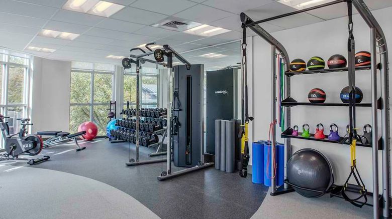 <b>Hilton Garden Inn Charleston/Mt Pleasant Health</b>. Images powered by <a href="https://iceportal.shijigroup.com/" title="IcePortal" target="_blank">IcePortal</a>.