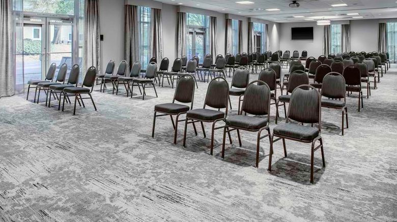 <b>Hilton Garden Inn Charleston/Mt Pleasant Ballroom</b>. Images powered by <a href="https://iceportal.shijigroup.com/" title="IcePortal" target="_blank">IcePortal</a>.