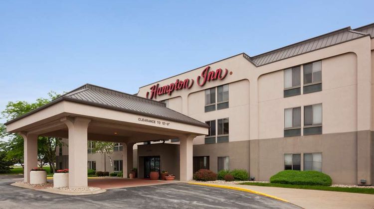 Hampton Inn Cedar Rapids Exterior