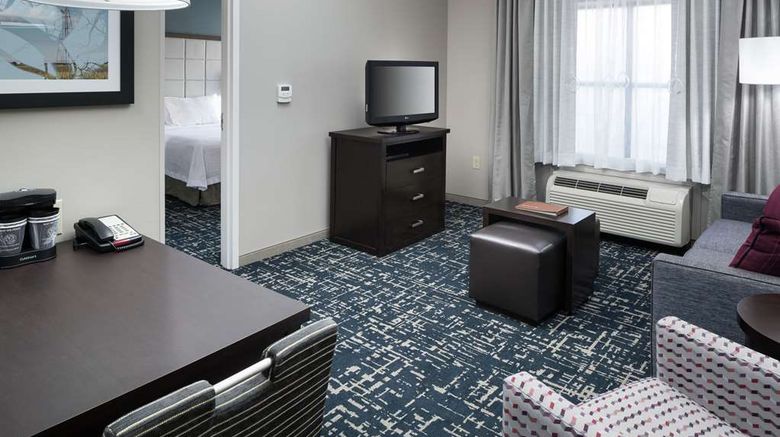 <b>Homewood Suites Cedar Rapids North Room</b>. Images powered by <a href="https://iceportal.shijigroup.com/" title="IcePortal" target="_blank">IcePortal</a>.